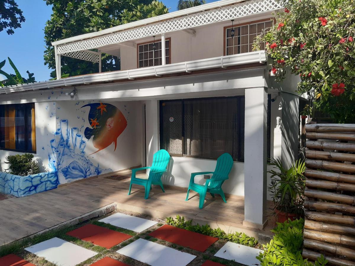 Joebi'S House Walking Distance To Rocky Cay Beach Ideal For Families Or Groups Buenavista  Eksteriør billede