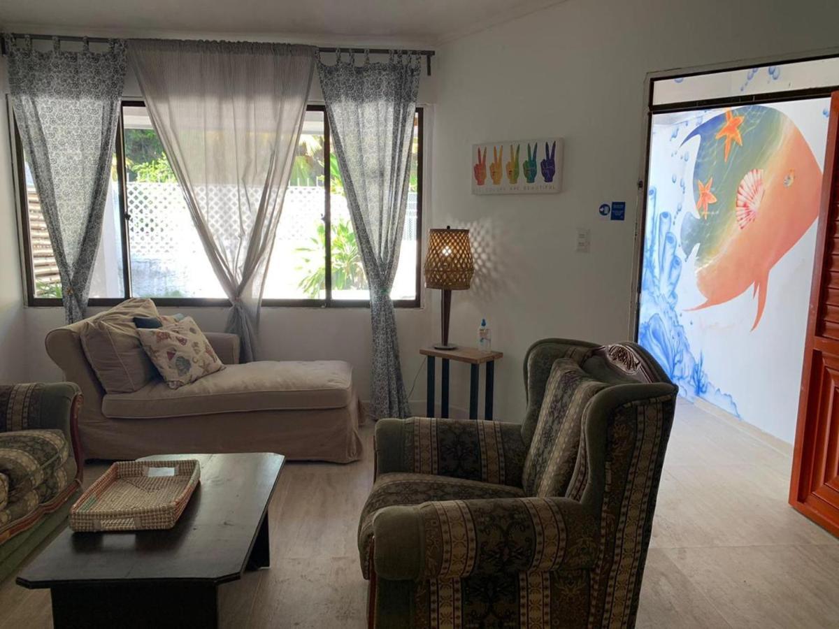 Joebi'S House Walking Distance To Rocky Cay Beach Ideal For Families Or Groups Buenavista  Eksteriør billede